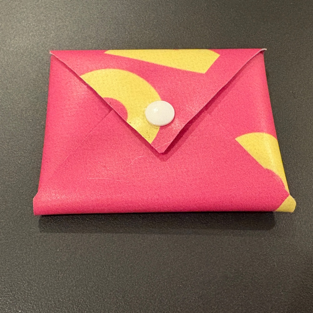 Scenery Bags Mean Girls Card Case Pink Broadway Sign
